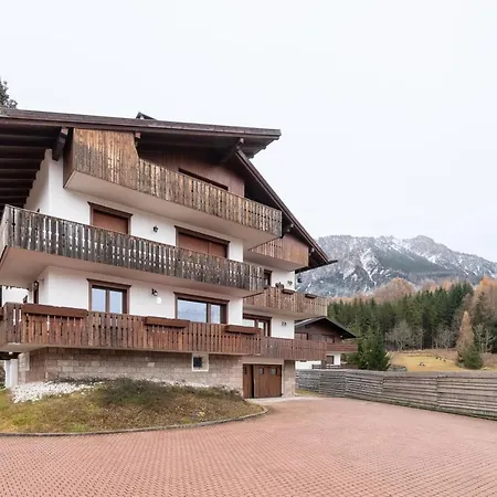 Cozy Studio Flat Just Few Steps From Centre Apartman Cortina dʼAmpezzo